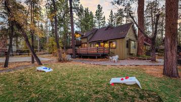 Rumah (4 Bedrooms) | Bagian depan properti