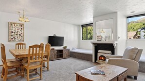 Nhà (2 Bedrooms) | Nội thất