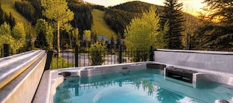Telluride Lodge 311 by Avantstay Close to Slopes & Town!