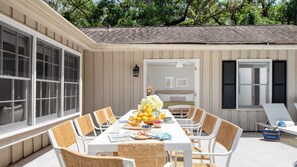 House (4 Bedrooms) | Interior - Wisteria by Avantstay Bright & Spacious Home w/ Pool & Entertainers Patio! (Hilton Head Island)