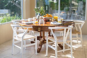 House (5 Bedrooms) | Interior - Monroe by Avantstay Beautiful Home w/ Pool & Spa PGA West Sleeps 12 (La Quinta)