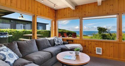 The Pilot House by Avantstay Stunning Home Right On Arch Cape Beach!