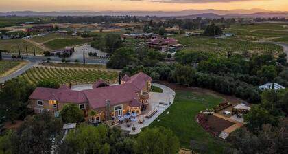 Sleeps 20 Vineyard Estate w/ Resort Pool, Spa & Game Room Wilson Creek Manor by Avantstay