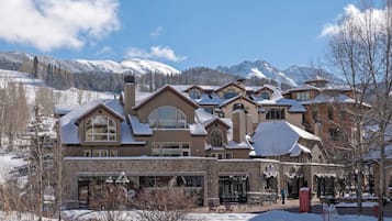 Apartment (1 Bedroom) | Interior