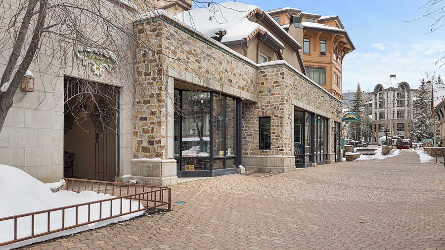Le Chamonix B by Avantstay Located In Mountain Village, Close to Gondola & Skiing