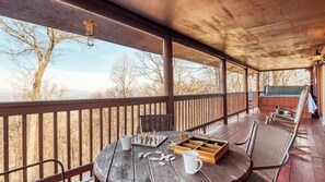 House (4 Bedrooms) | Interior - Pine Needle by Avantstay Log Cabin w/ Gorgeous Views, Hot Tub, Patio & Pool Table! (Gatlinburg)