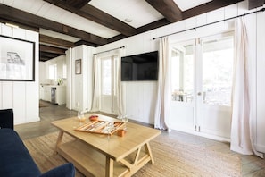 House (4 Bedrooms) | Interior - Everett by Avantstay 5mins to Palisades Tahoe! w/ HOT TUB (Tahoe City)