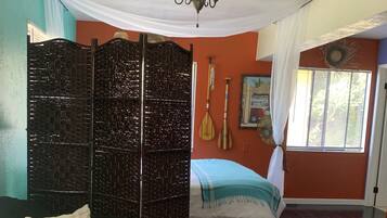 1 bedroom, WiFi, bed sheets