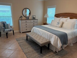 4 bedrooms, desk, iron/ironing board, travel cot
