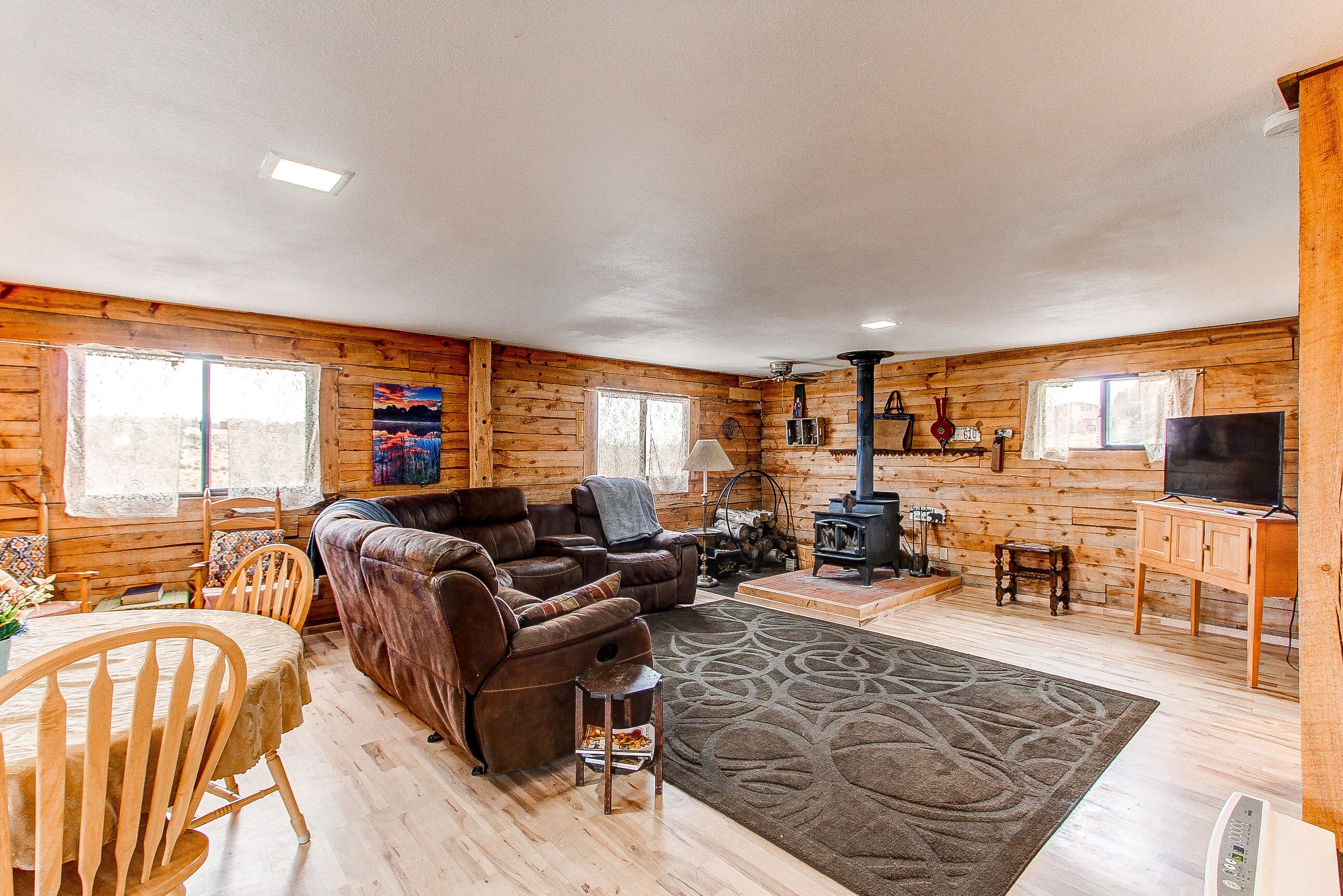 Beautiful Log Cabin High In Colorado Mountains