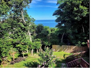 Property grounds - BEACHFRONT MANSION PRIVATE PATH TO PRIVATE BEACH (Shoreham)