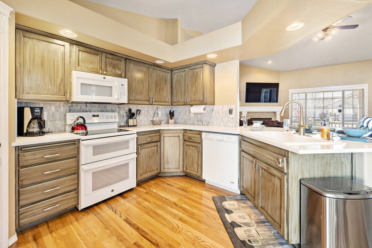 2Min>DT Meridian ★ FastWifi w/office ★ Netflix ★