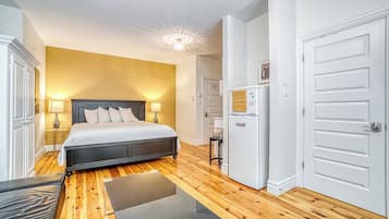 Suite studio supérieure | Draps en coton égyptien, literie de qualité, couette en duvet