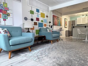 Smart-tv, eldstad och printers