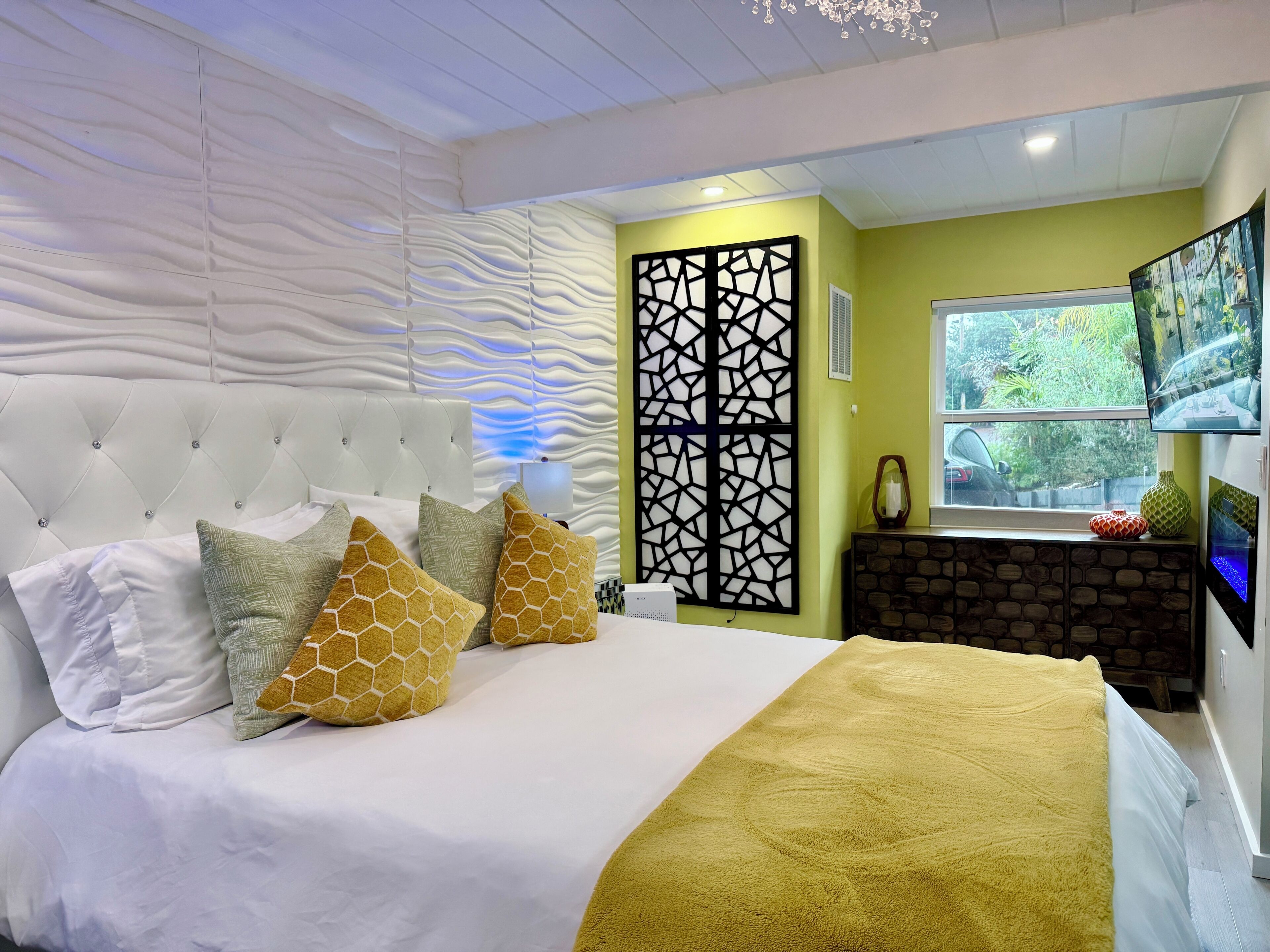 1 sovrum, skrivbord, strykjärn/strykbräda och gratis wi-fi