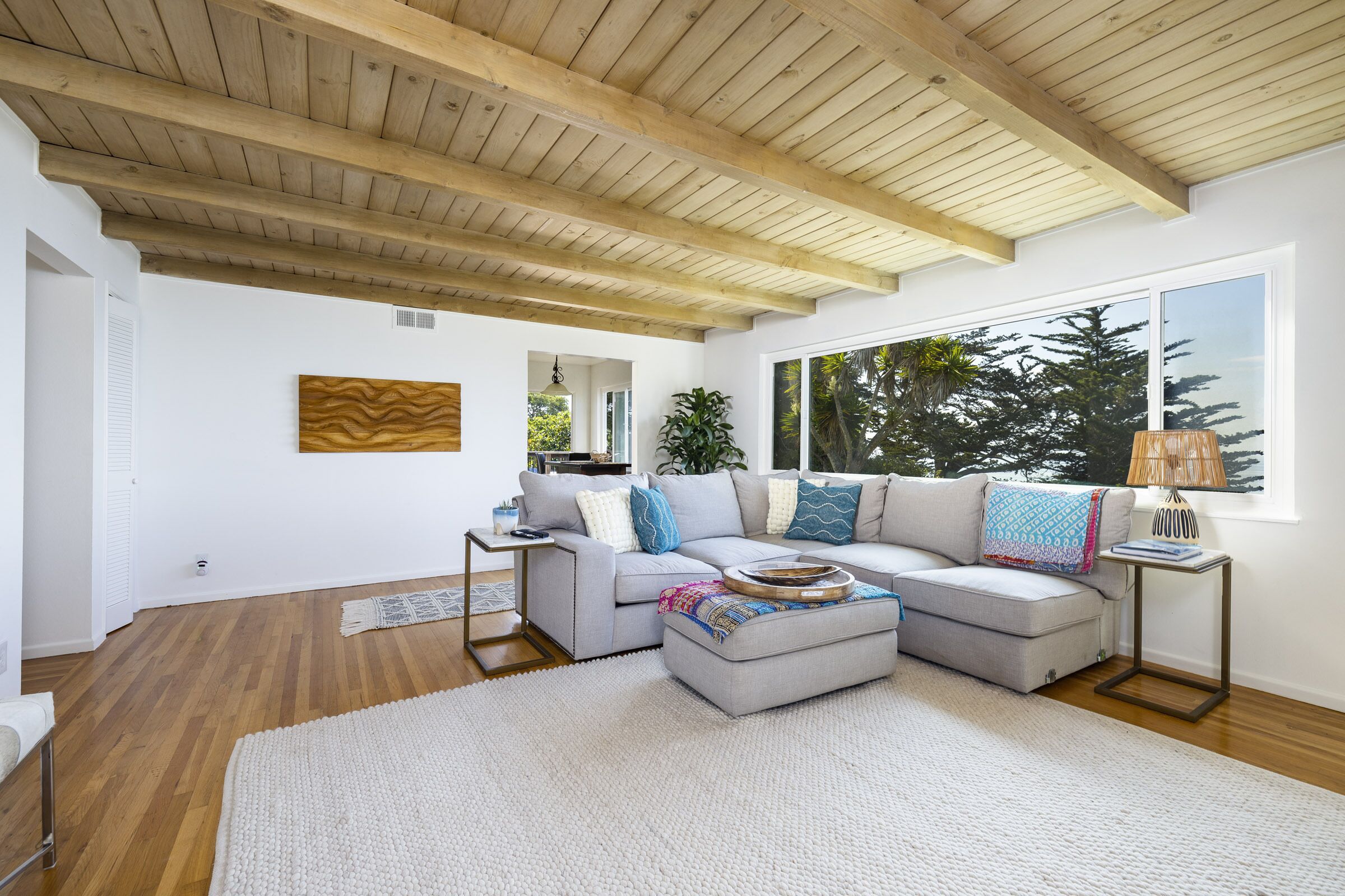 *NEW LISTING* Ocean front beach house close beach access