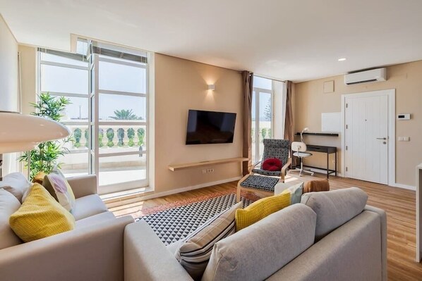 TV - Setúbal Prime Penthouse (Setúbal)