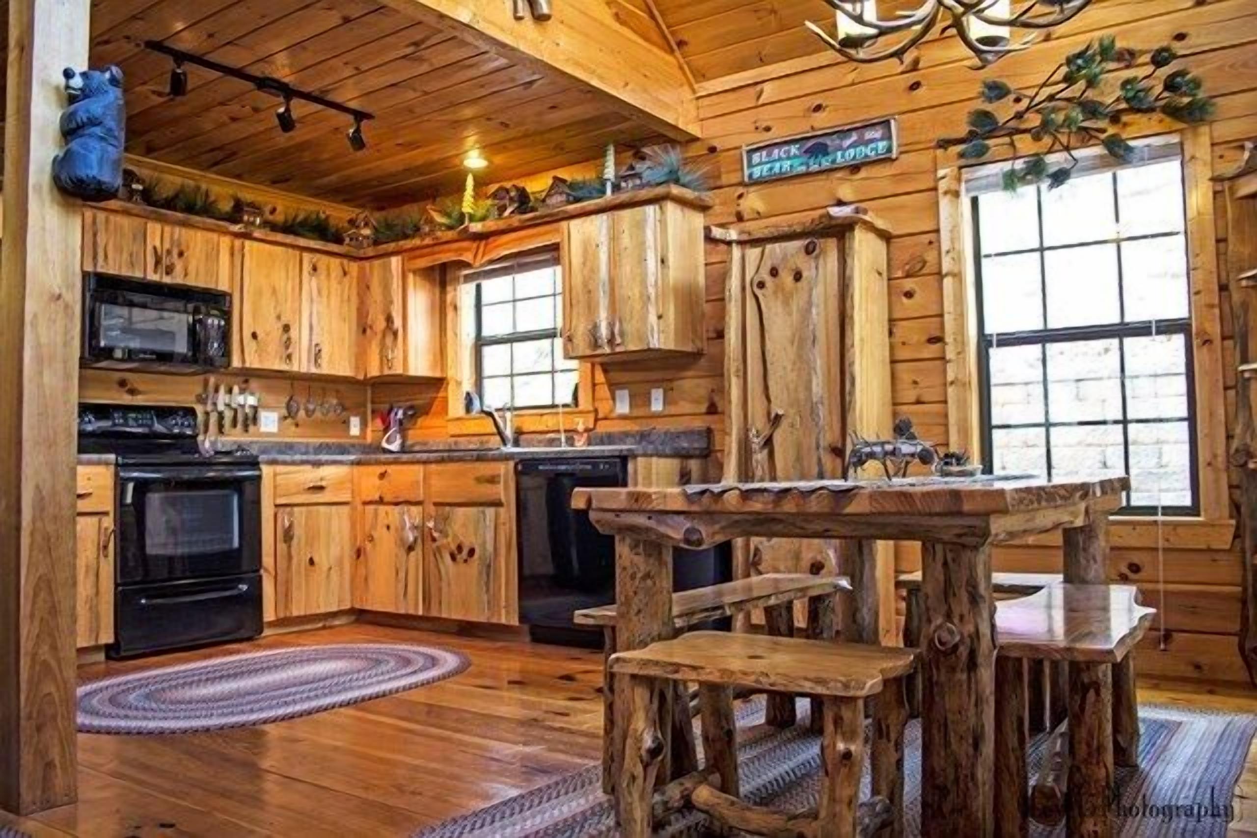 Bear Haven - Adorable cabin in the woods!