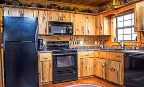Coffee/tea maker, cookware/dishes/utensils
