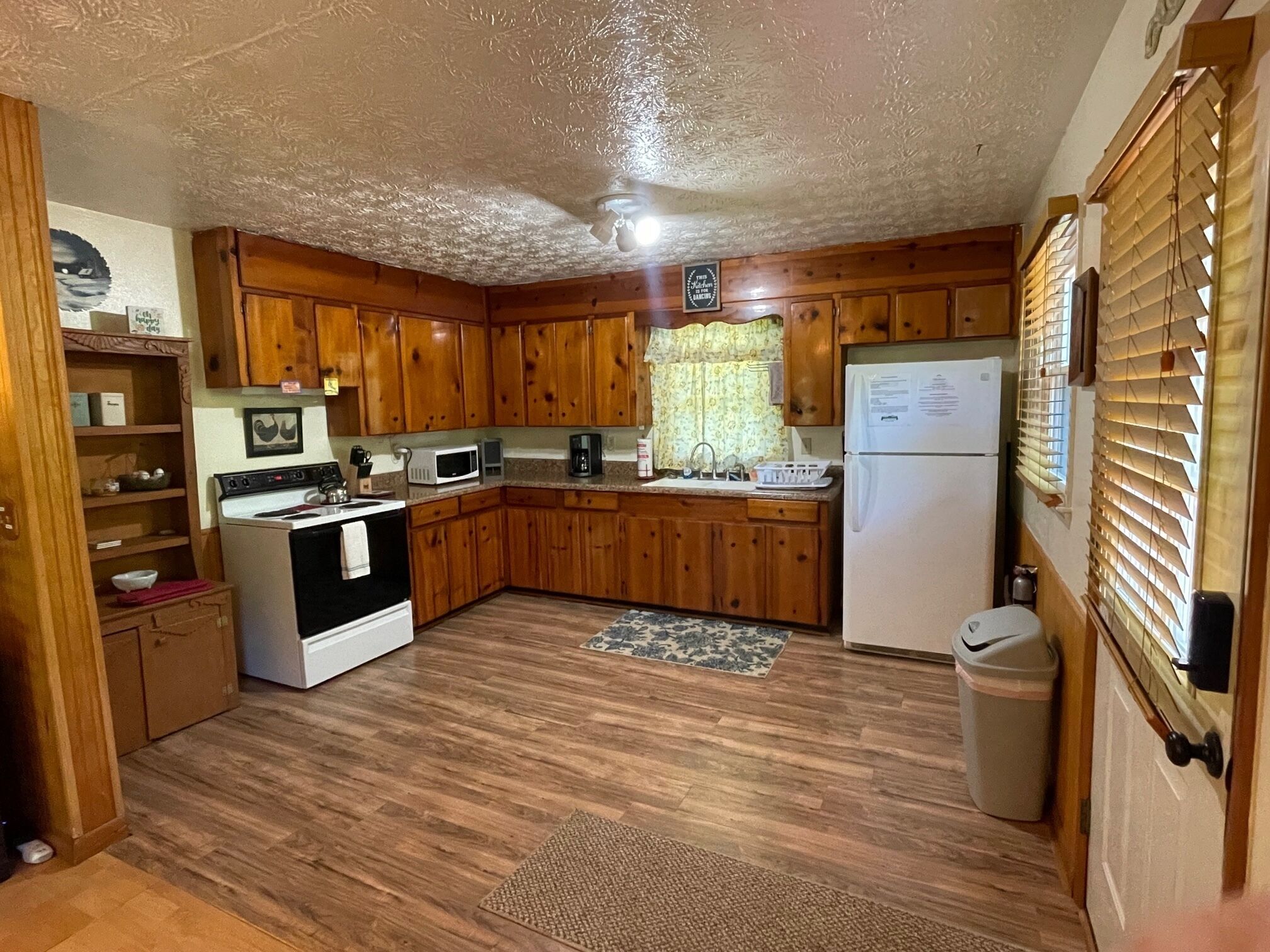 Kaffetrakter/tekoker og kjøkkenutstyr