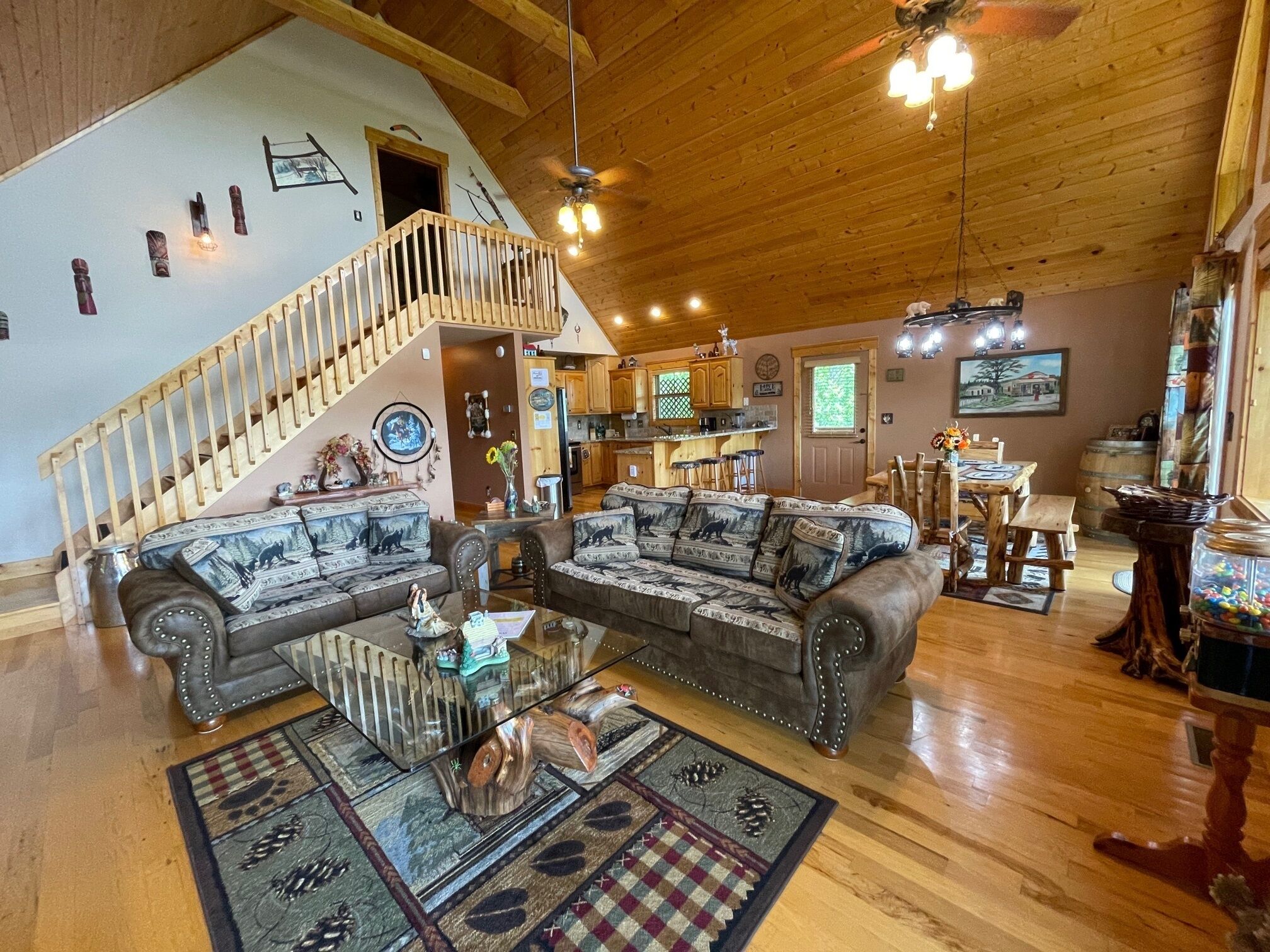 Smokies View - private chalet with mountain views