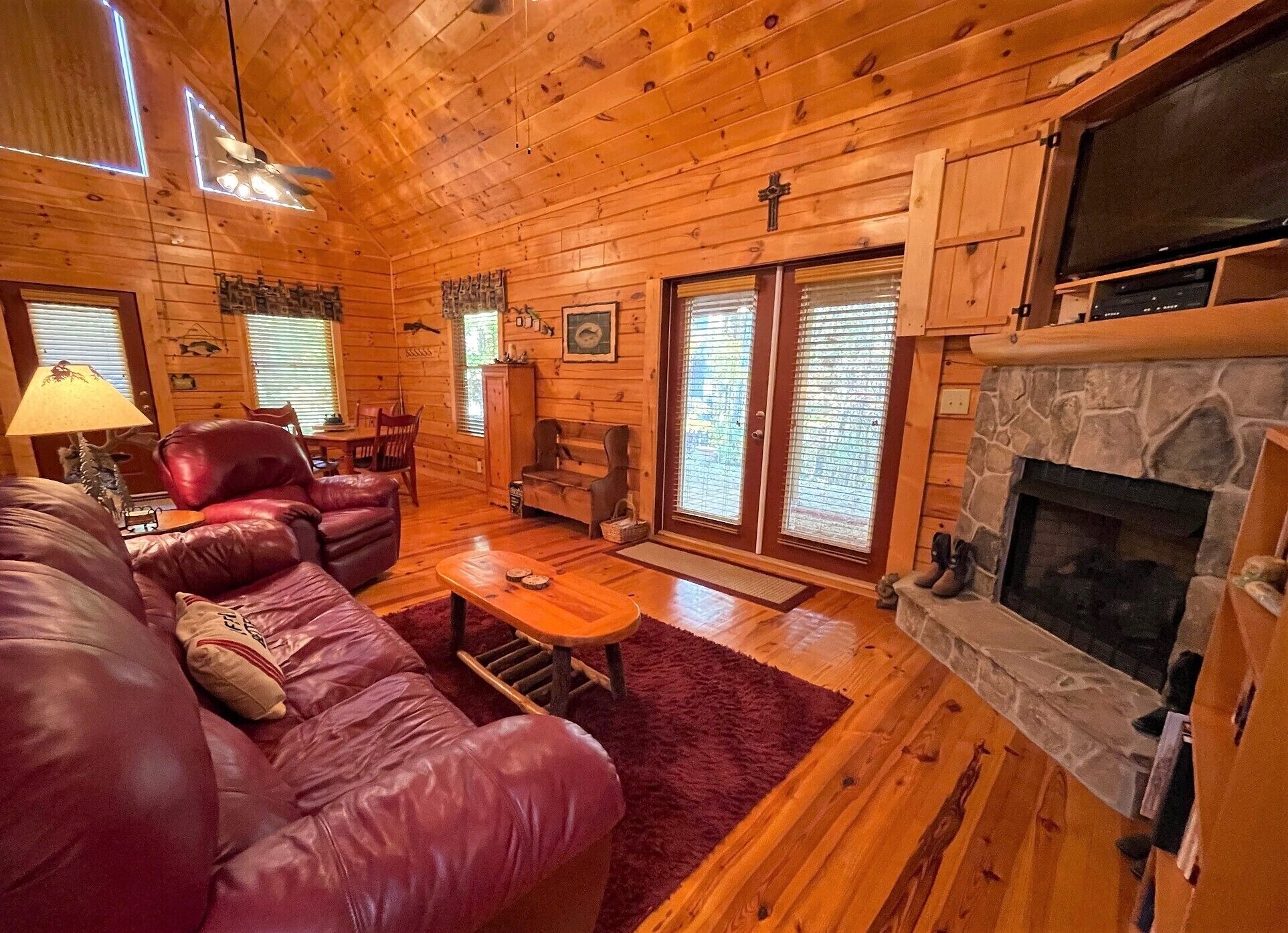 Hemlock Heaven - wooded setting with easy access