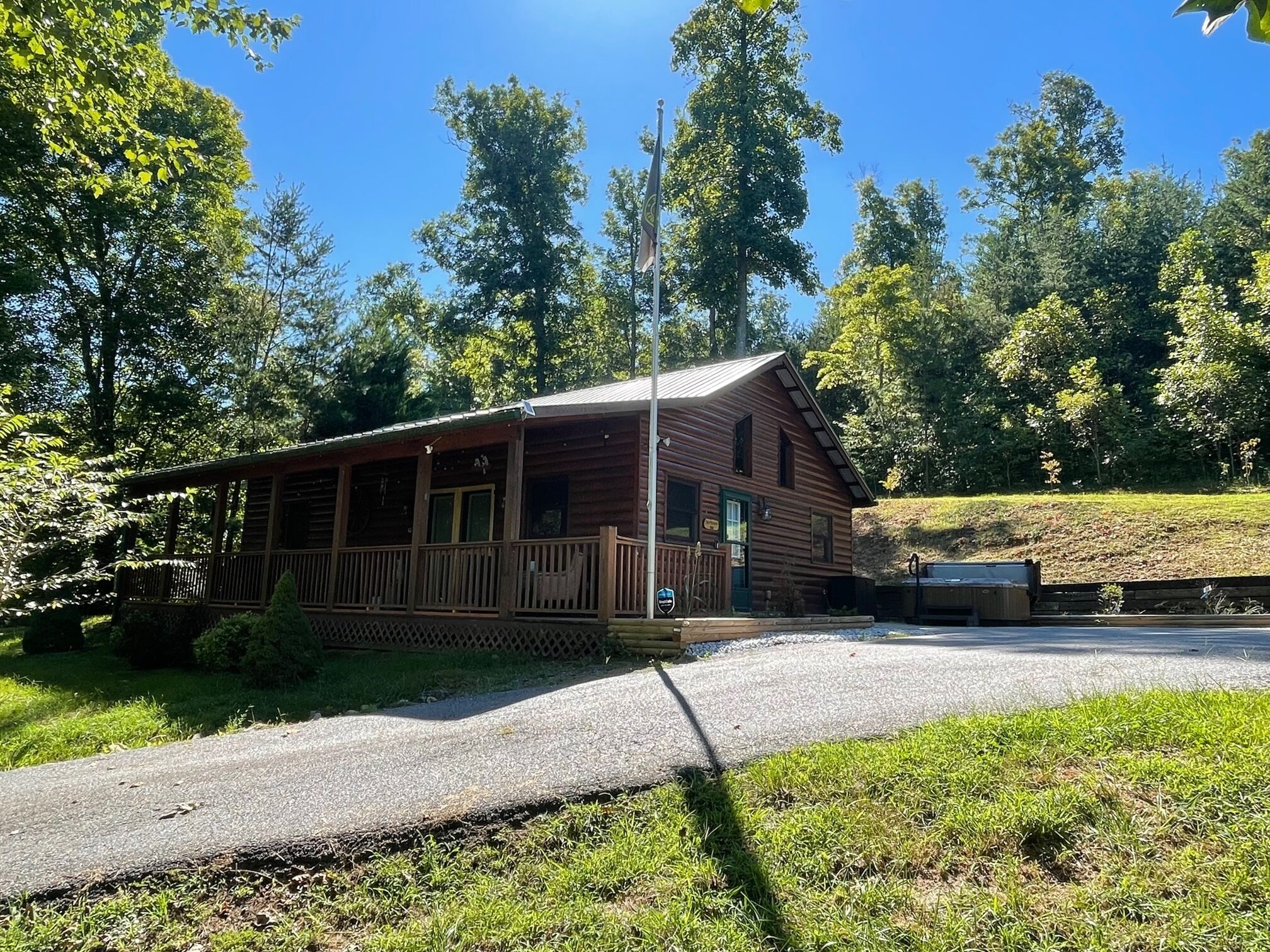 Bear Necessities - One level living!