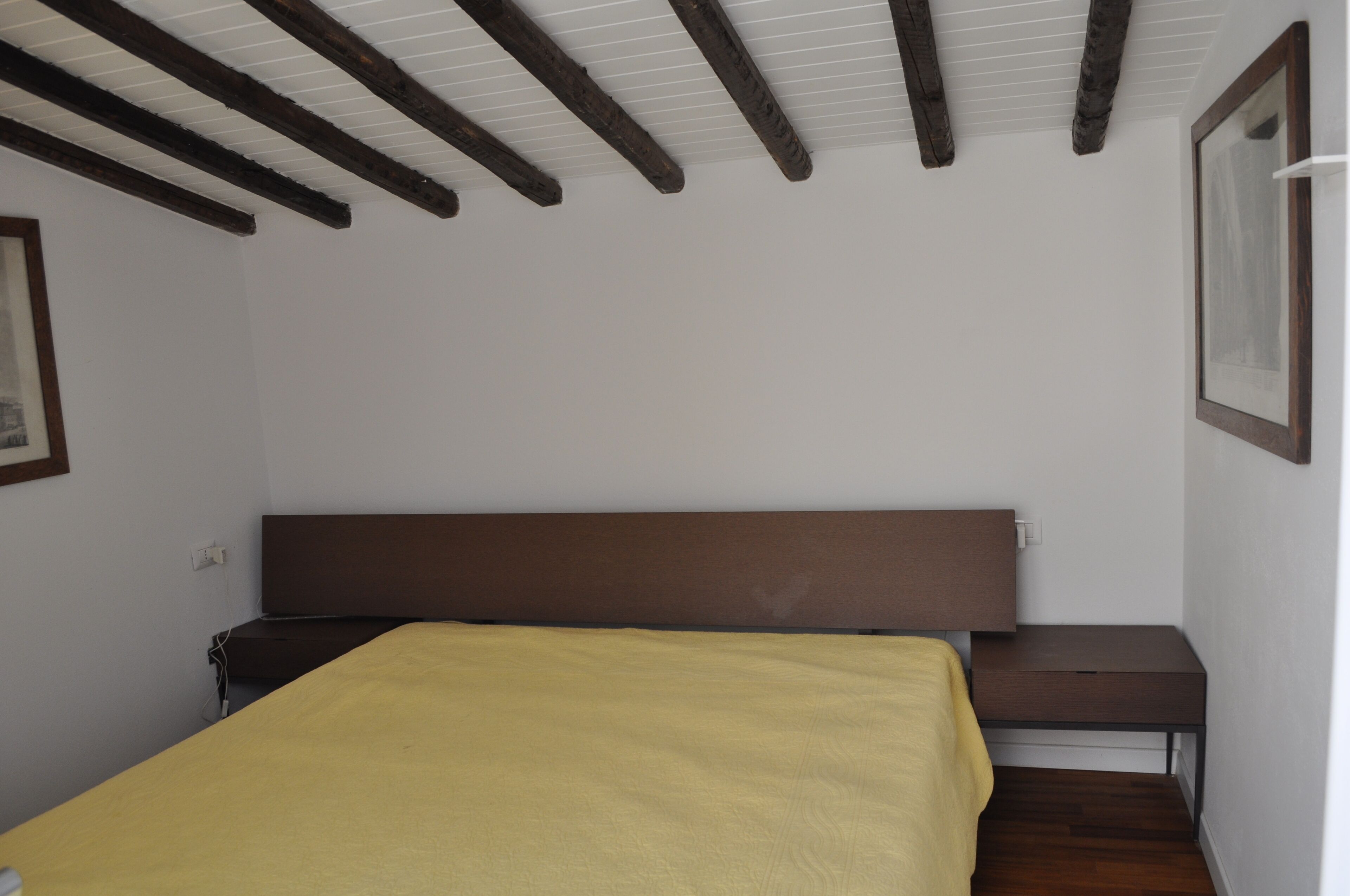 Mario's apartment in the historic center with t two terraces