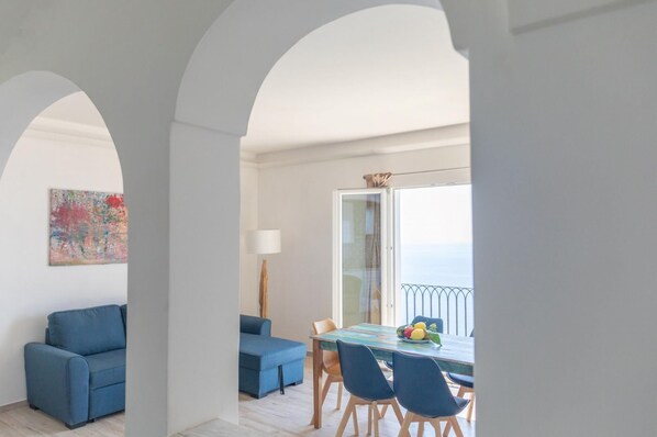 House, Smoking | 2 bedrooms