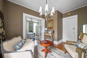 Superior Suite | Living area | 32-inch Smart TV with digital channels, TV, Netflix