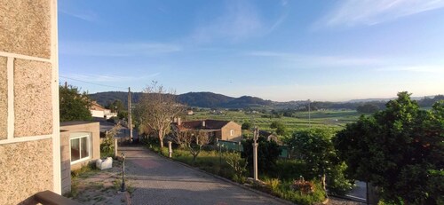 Beautiful apartment overlooking the vineyards