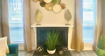 (NEW)Nicely Decorated 1 Bedtoom (2) 70 inch tvs. New!!!