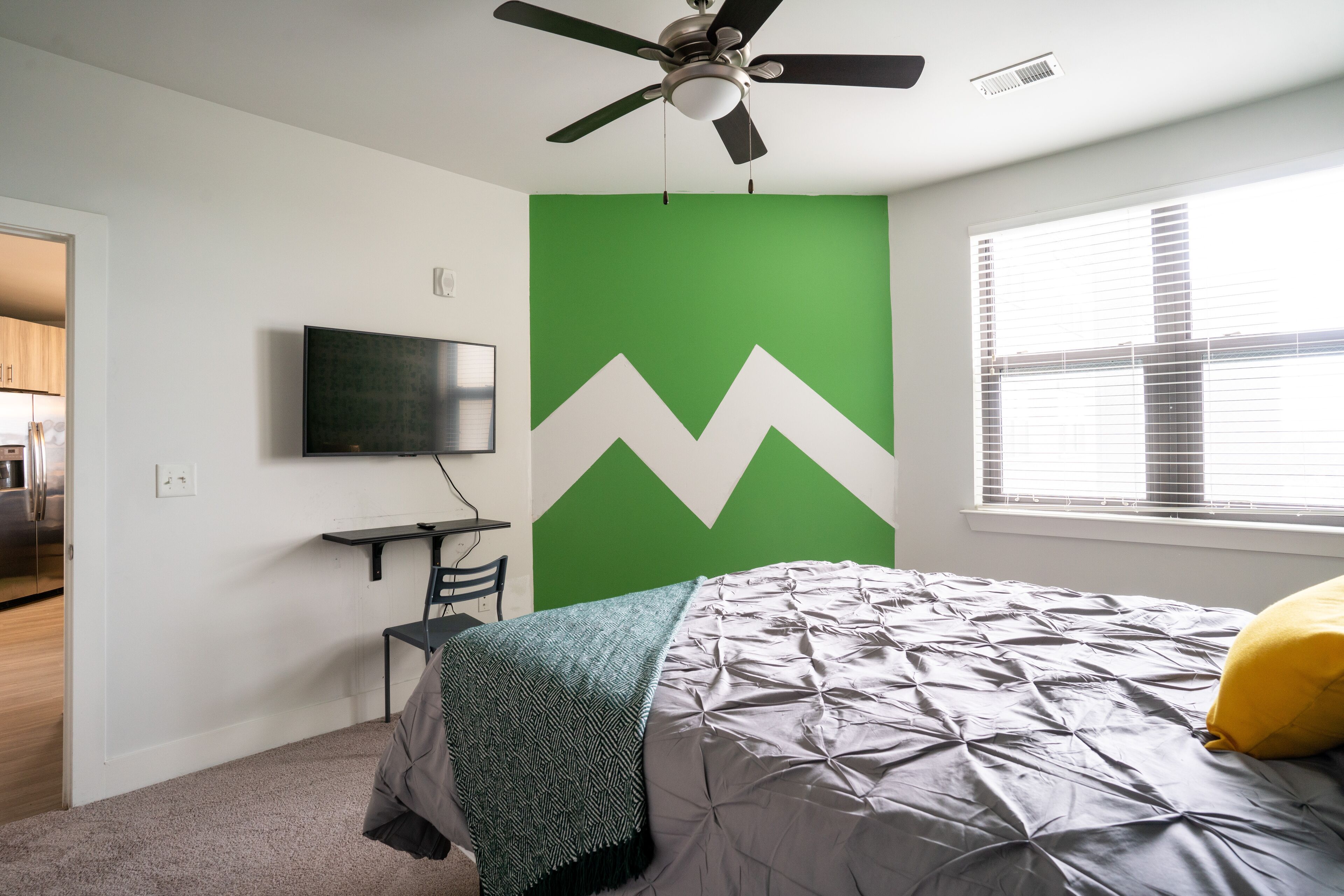 Tropical Vibes 🌴🛅^gym 🏋️‍♀️^Queen+Double+2 twin XL Rollaway🛏^opt.💆🏽‍♀️ massage amenities