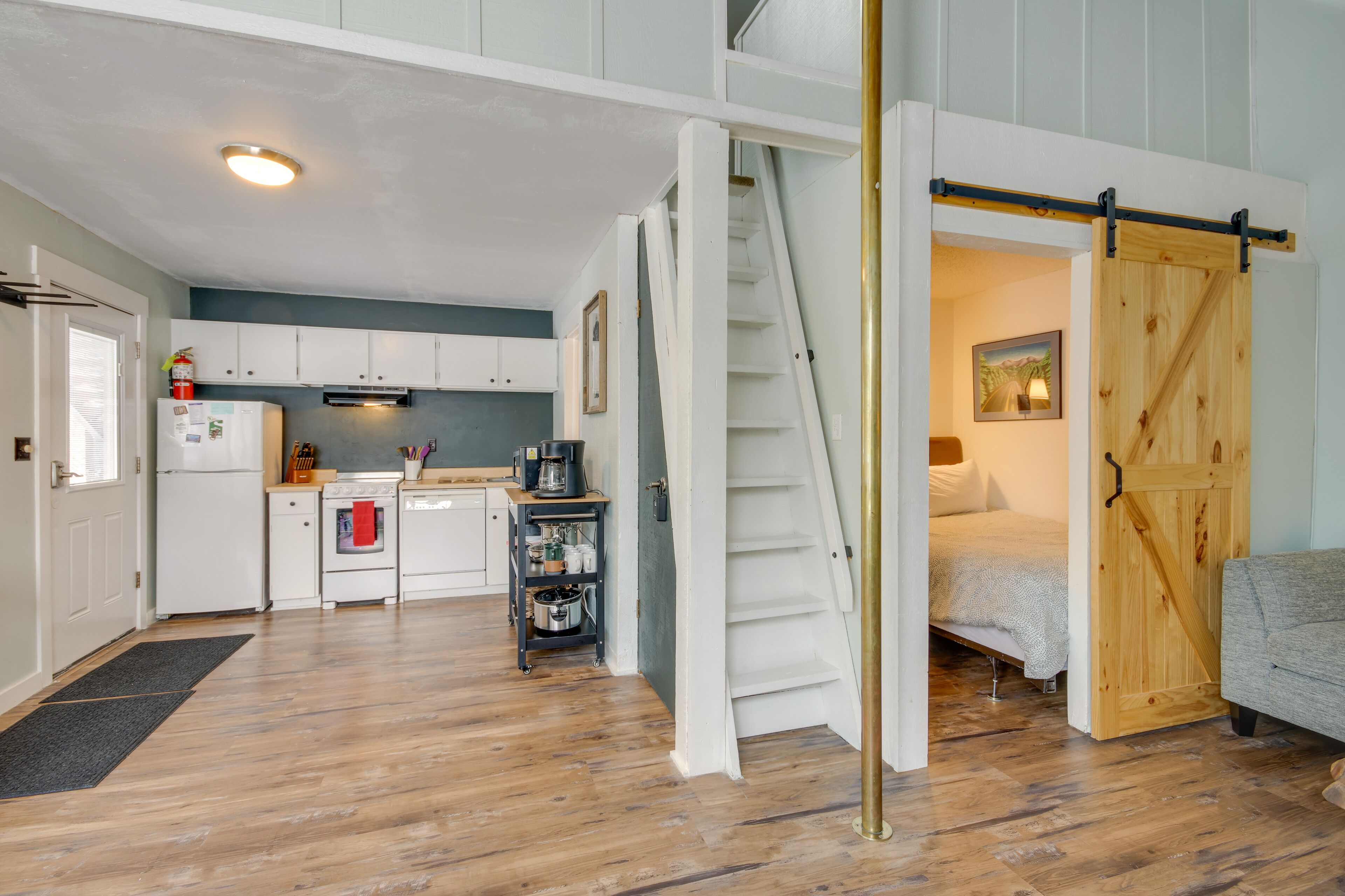 Big Sky 'Gwen's Getaway' Condo w/ Mtn Views!