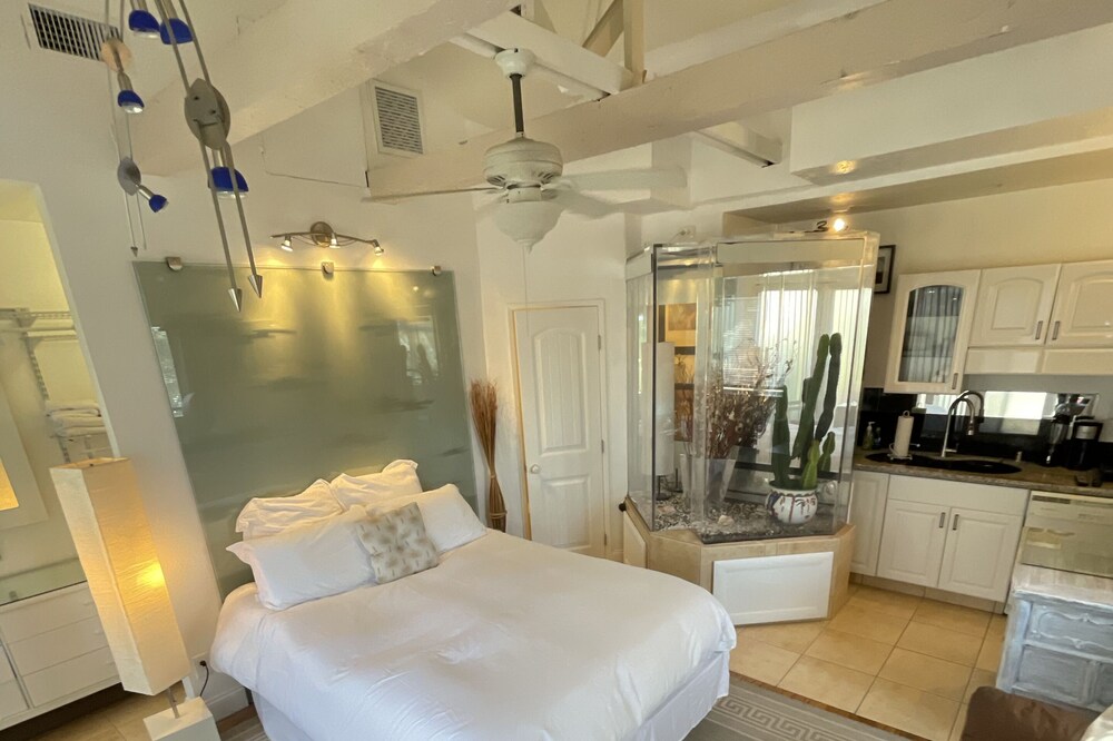 Charming Pad, close to all that matters!