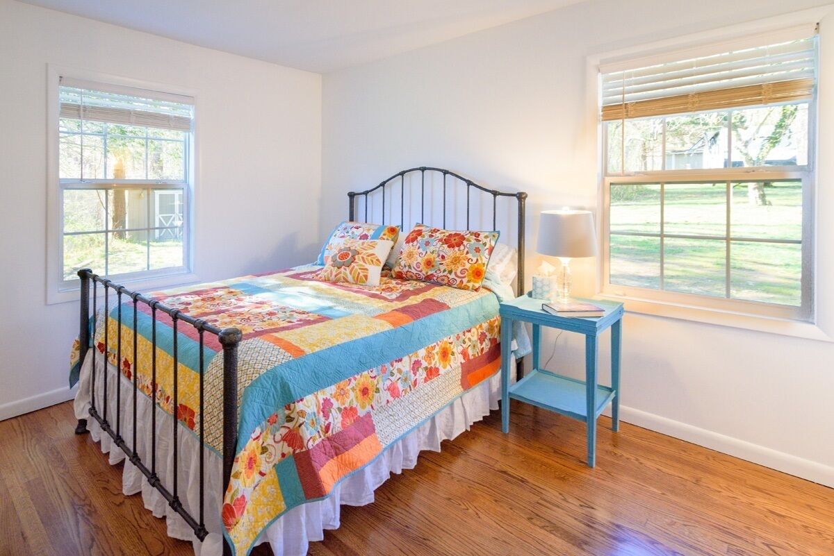 NEW!  Beautiful house with Fire Pit!