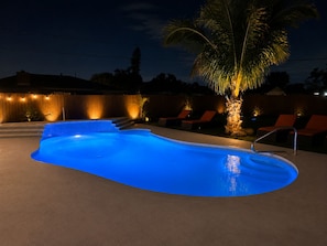 Outdoor pool, a heated pool - 10 mins to AMI/IMG - 4/Bd Pool Home (West Bradenton)