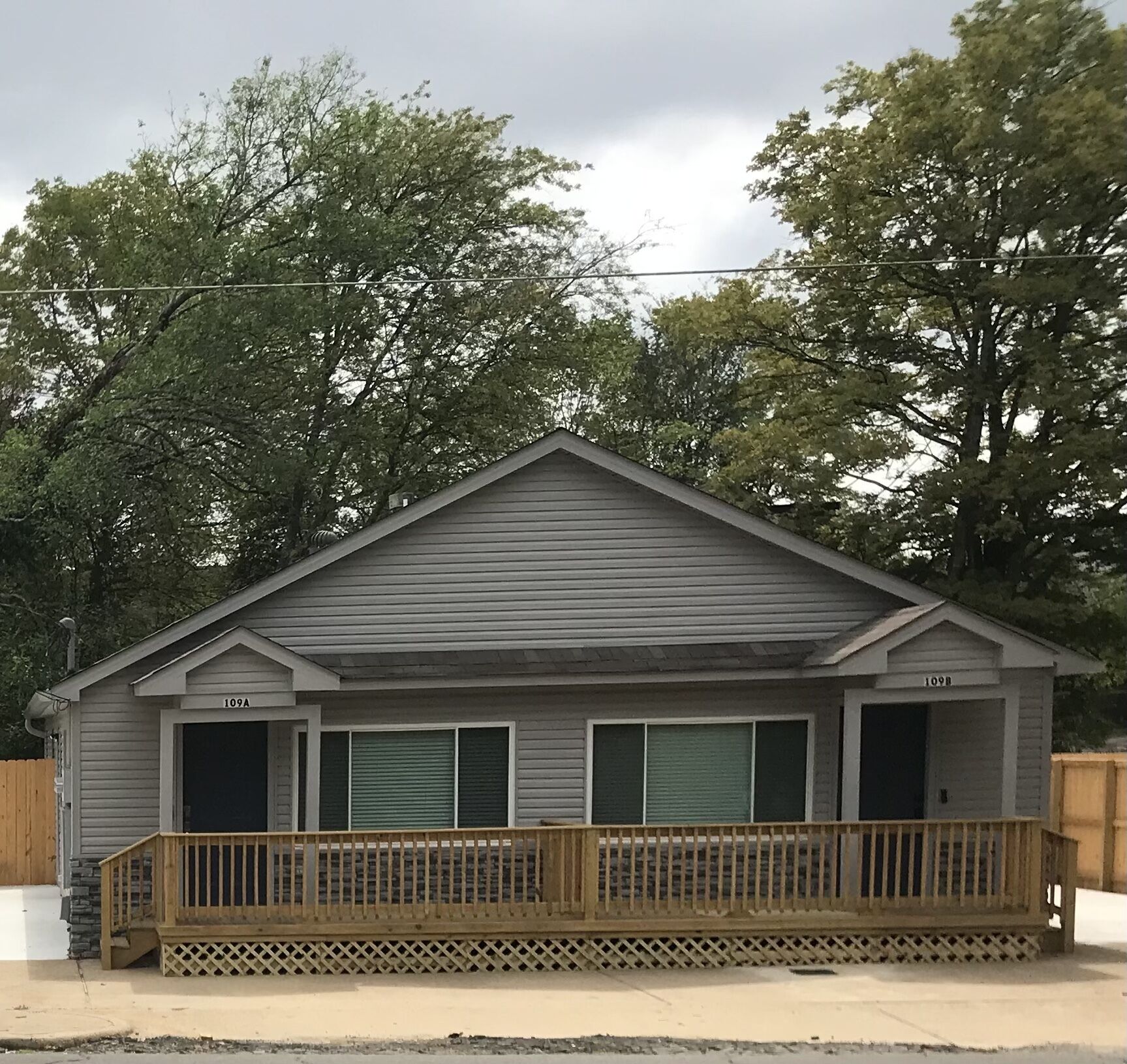 Double Diamond Duplexes - Center of Hot Springs, AR 5B (3 Other Units listed)