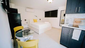 1 bedroom, desk, iron/ironing board, free WiFi