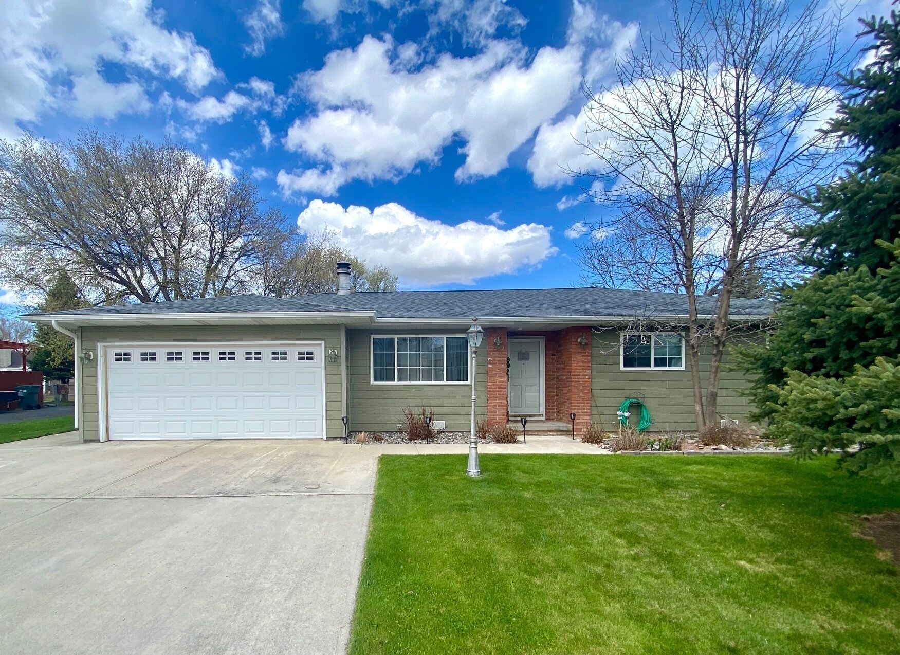 Darling well appointed home in family neighborhood