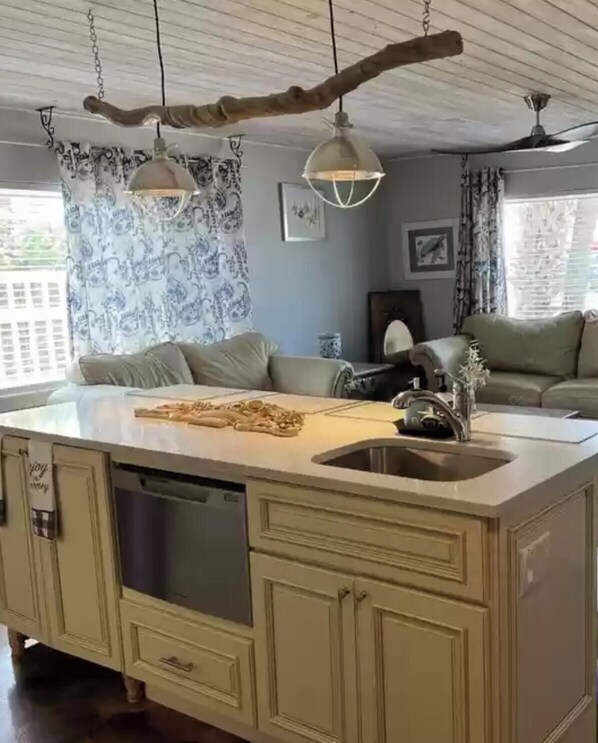 Interior - **Sea turtles Rocket launches surfing paradise**#1 (Satellite Beach)