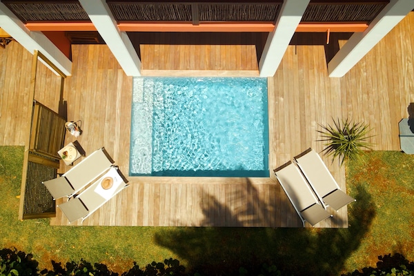 Villa Maorie 1, location de villa Martinique , piscine privée