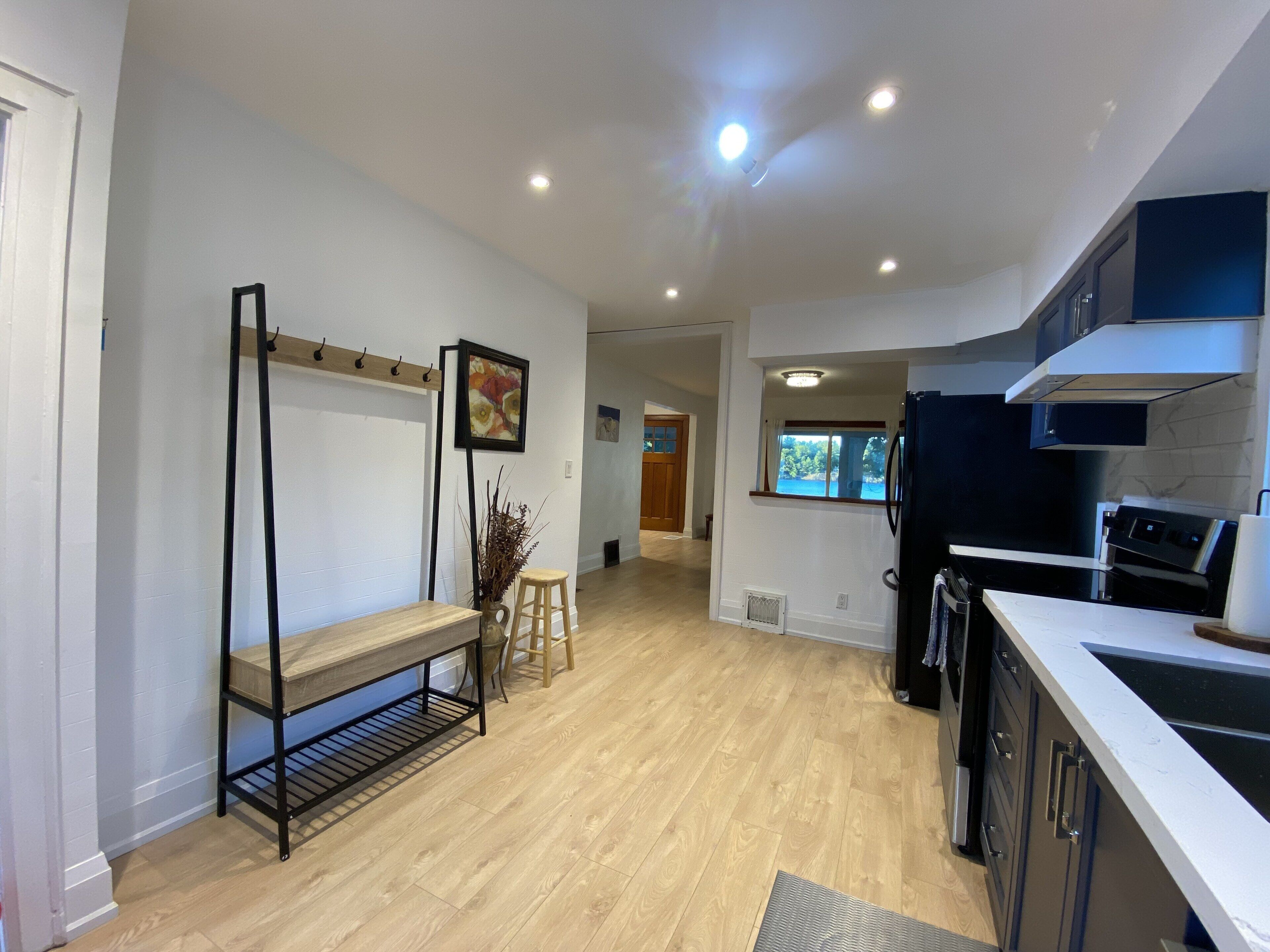 Peaceful and Family-Friendly Downtown Lake House with Private Docks