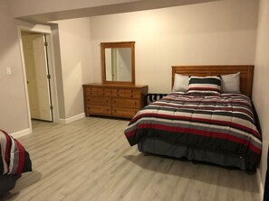 2 chambres, bureau, fer et planche à repasser, Wi-Fi