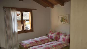 2 chambres, lit parapluie, Wi-Fi gratuit, draps fournis