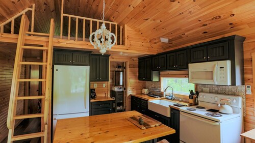 Stunning Cabin & Mountain Hiking!