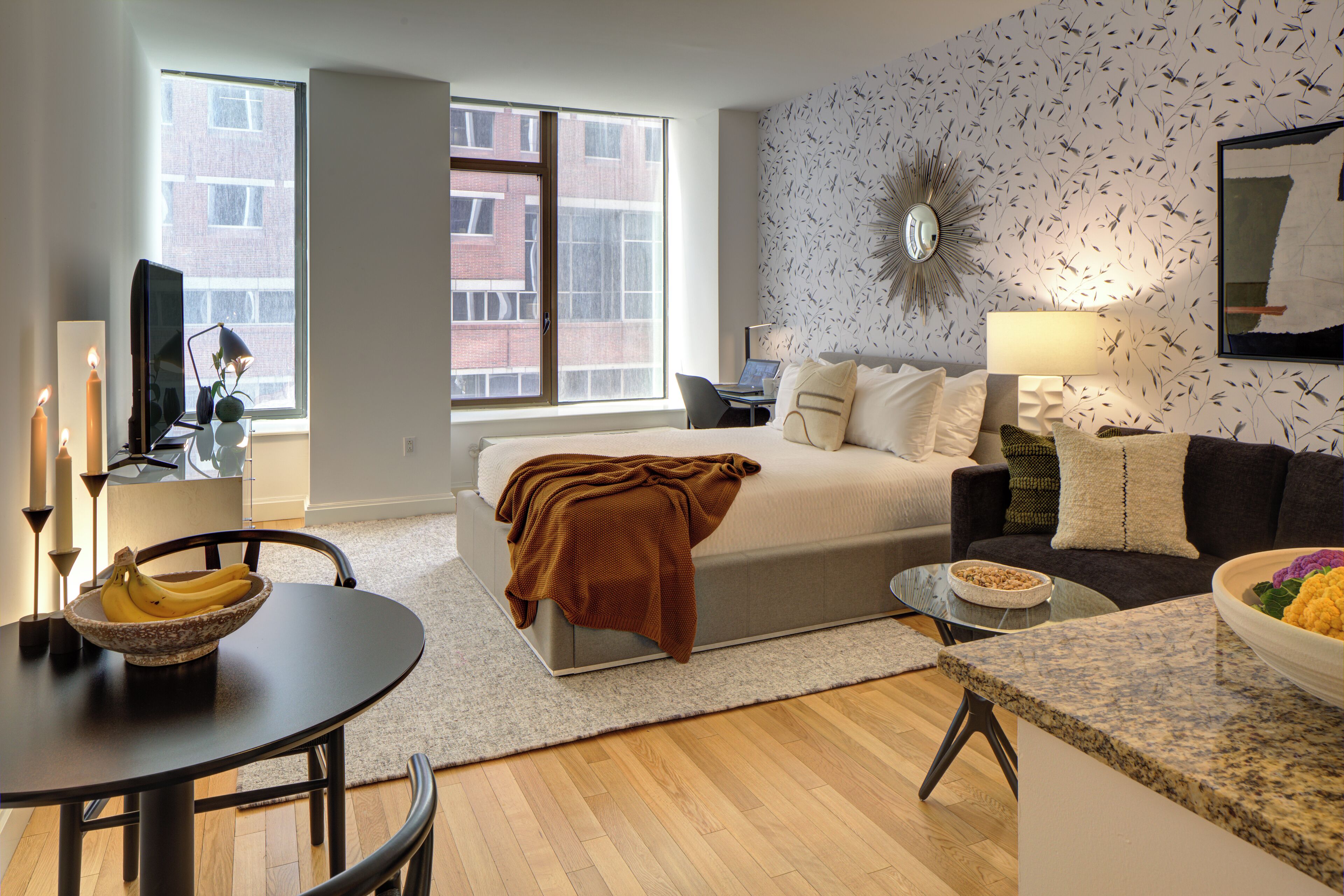 Planxa i posts de planxar i wifi gratuïta 