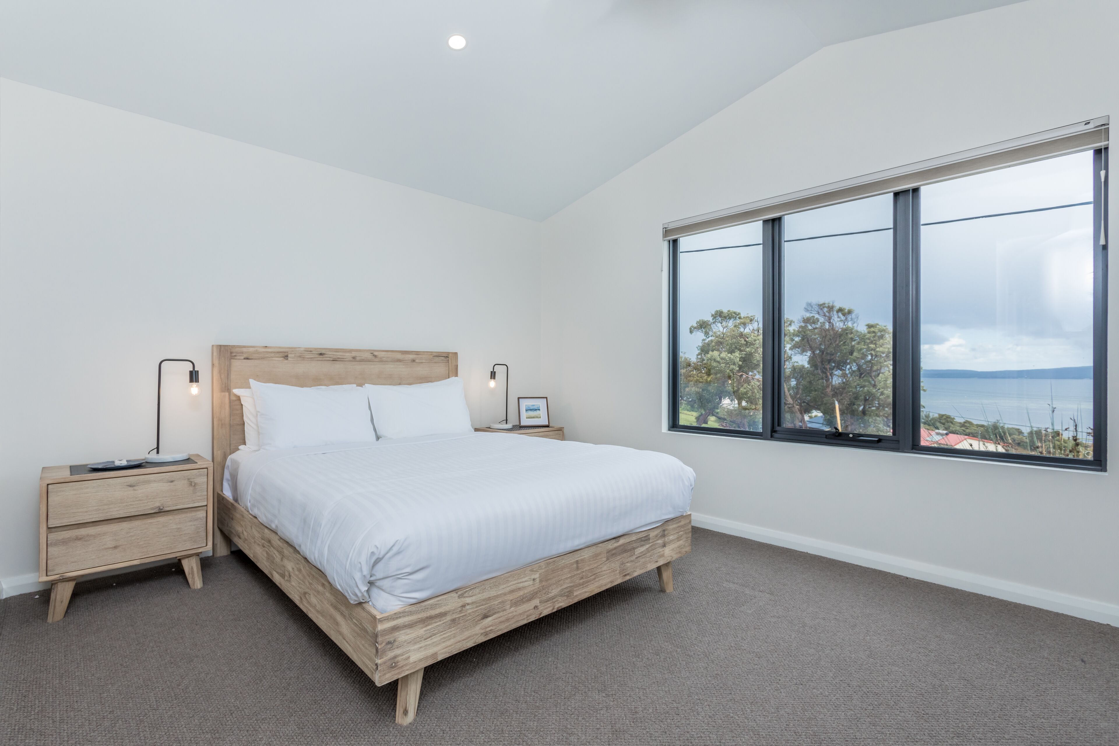 Luxury House | 3 bedrooms, premium bedding, laptop workspace, free WiFi