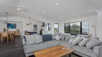 Luxury House | Living area | 40-inch Smart TV with digital channels, TV