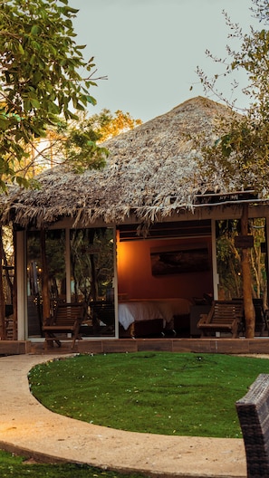 Baita familiare, letti multipli, vista giardino | Biancheria da letto di alta qualità, copriletto in piuma